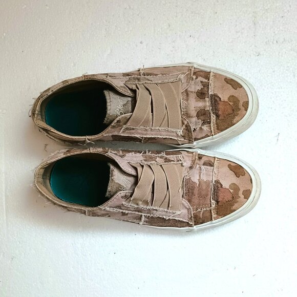 Blowfish Marley Camo Patchwork Sneaker 8 Distressed Beige Canvas Slip On Shoes - Picture 8 of 10